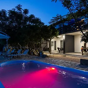 Mabele Apartament Pag Town