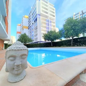 Mr. Mario Portimão